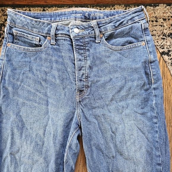Old Navy O.G Straight High Rise Distressed Raw Hem Jeans Size Womens 12 Tall - Picture 6 of 15